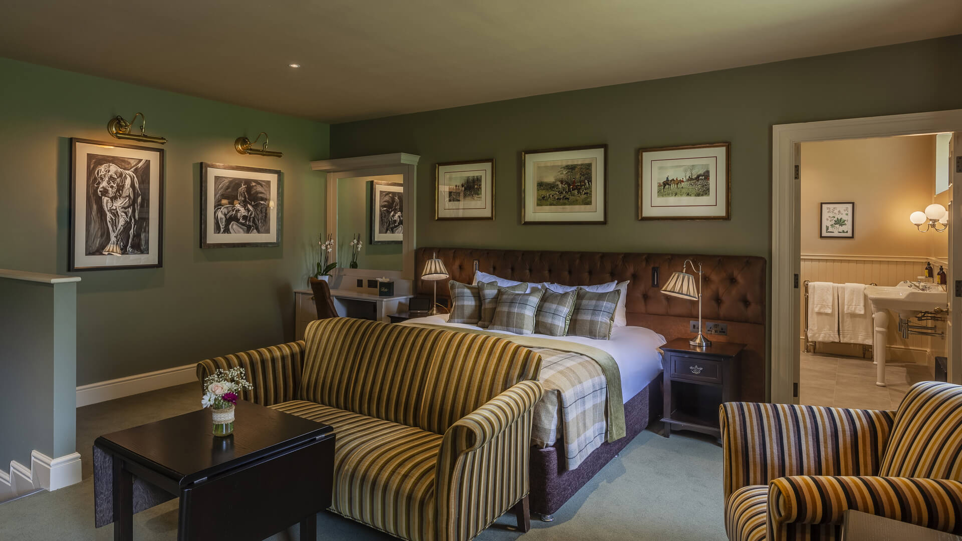 Lodge Classic Bedroom Luxury Hotel Ireland Castle Leslie