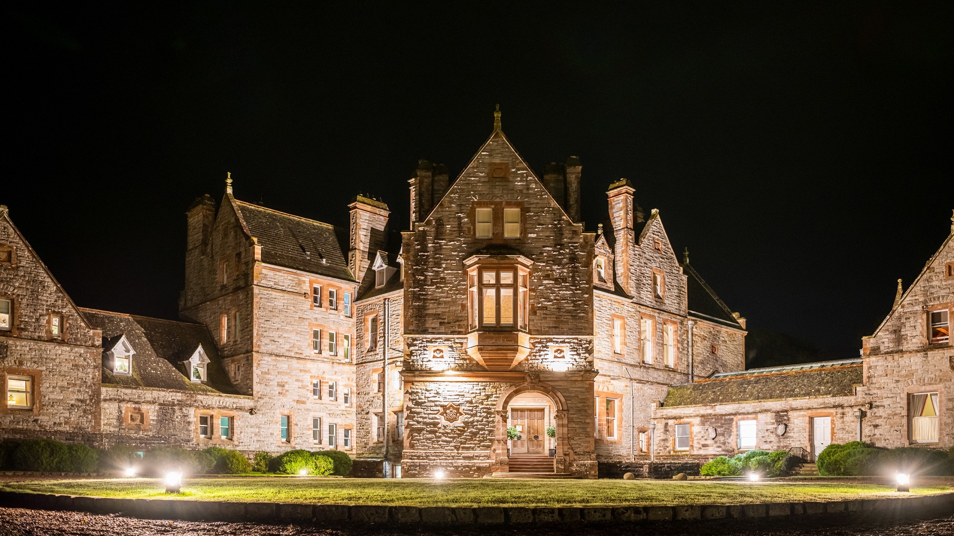 Easter Breaks | Monaghan Hotel Deals | Castle Leslie Estate